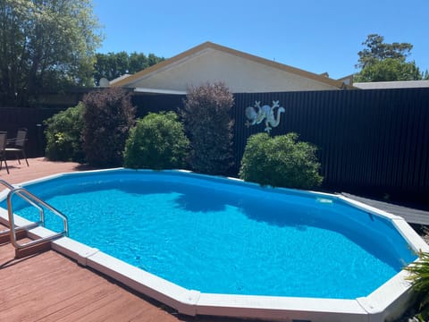 Seasonal outdoor pool, sun loungers