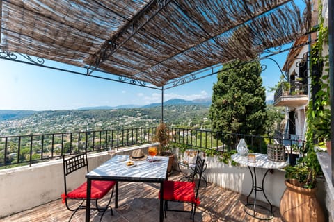 Panoramic Suite, Valley View | Terrace/patio