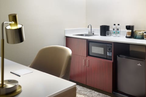 In-room safe, desk, laptop workspace, iron/ironing board