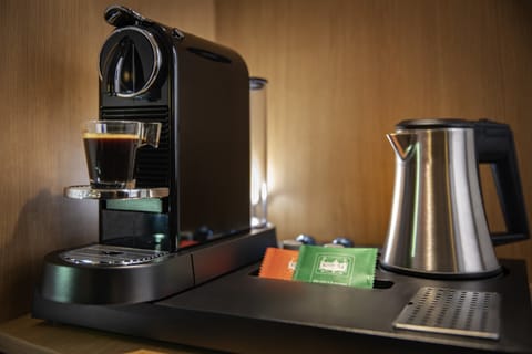 Comfort Room, 1 Double Bed | Desk, laptop workspace, blackout drapes, soundproofing