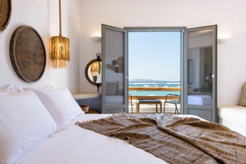 Deluxe Double Room, Sea View | Egyptian cotton sheets, premium bedding, down comforters