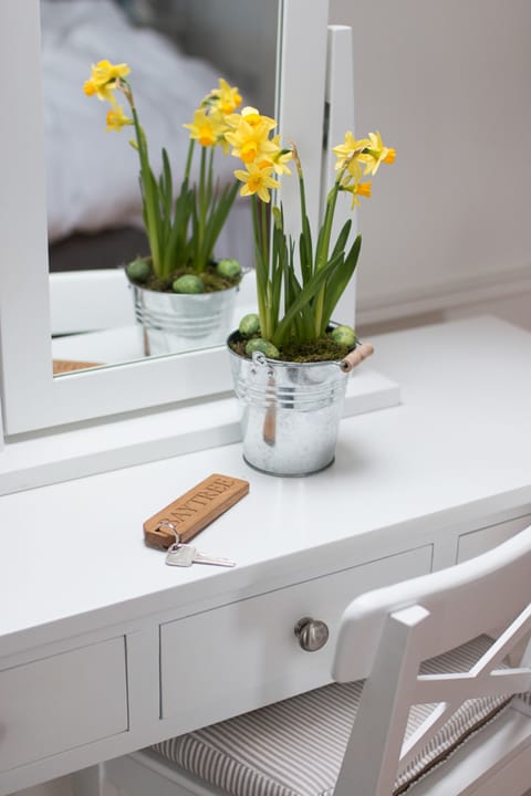 Luxury Cottage, Ensuite, Courtyard View (Bay Tree Cottage) | Interior