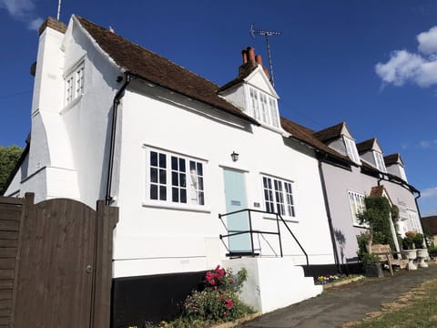 Traditional Cottage, Private Bathroom (Millie’s Cottage ) | Exterior