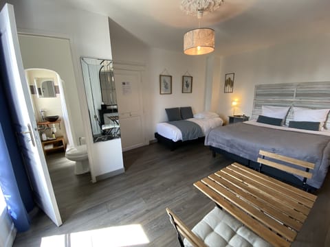 BOHEMIAN INSPIRATION | Minibar, individually decorated, individually furnished, blackout drapes