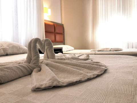 Family Oda | Free WiFi, bed sheets