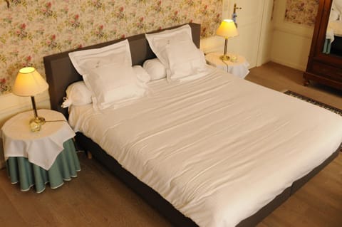 Egyptian cotton sheets, premium bedding, Select Comfort beds