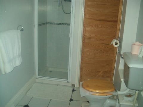 Double Room, Ensuite (Brentor - Super King) | Bathroom