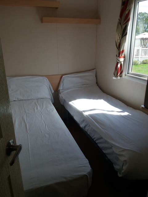 Cabin | 3 bedrooms, iron/ironing board, free WiFi, bed sheets