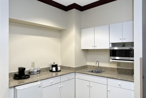 Suite, 1 King Bed, Jetted Tub | Private kitchenette | Fridge, microwave, coffee/tea maker