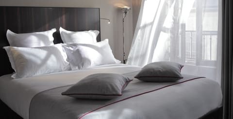 Superior Room, Side by Side | Premium bedding, pillowtop beds, free minibar, in-room safe