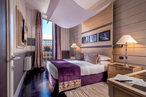 Ambassador Suite Apartment | Egyptian cotton sheets, premium bedding, down comforters, pillowtop beds