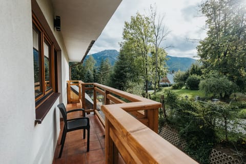 Deluxe Apartment, 2 Bedrooms, Kitchenette, Mountain View | View from room