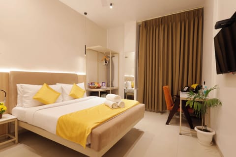 Executive Room | 1 bedroom, premium bedding, in-room safe, individually decorated