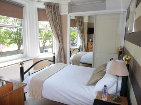 Double Room (First Floor) | Individually decorated, individually furnished, free WiFi, bed sheets