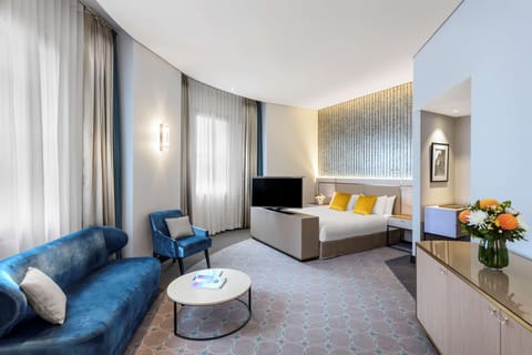 Studio (Spa Suite) | Premium bedding, pillowtop beds, minibar, in-room safe