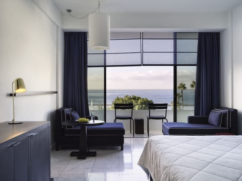 Veranda Sea View Room | Premium bedding, minibar, in-room safe, individually decorated