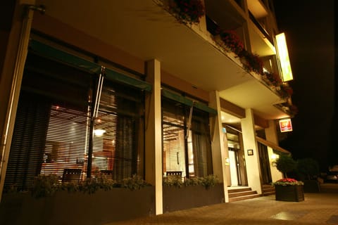 Front of property - evening/night