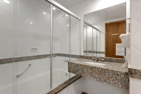 Premium Room, Bathtub | Bathroom | Shower, rainfall showerhead, free toiletries, hair dryer