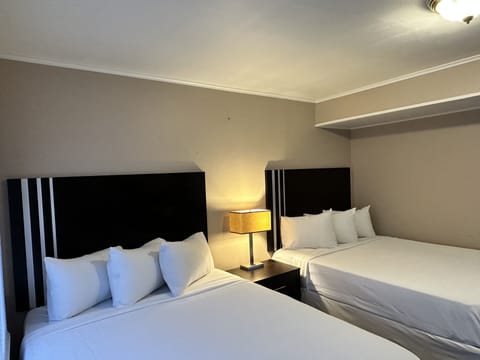 Standard Double Room | Bed sheets