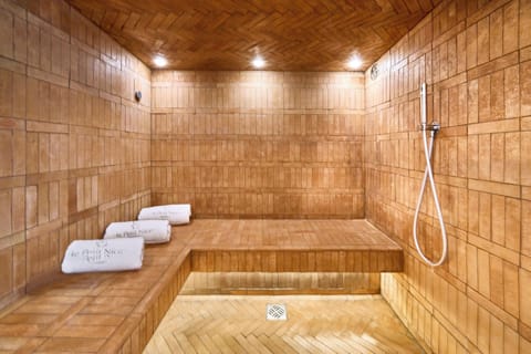 Steam room, massages