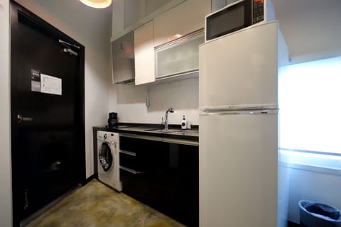 Stay Studio | Private kitchen | Full-size fridge, microwave, stovetop, electric kettle