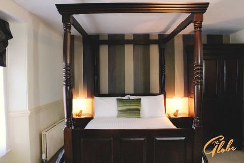 Double Room, Ensuite (Four Poster )