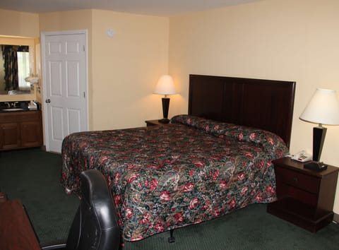 In-room safe, iron/ironing board, free WiFi, bed sheets