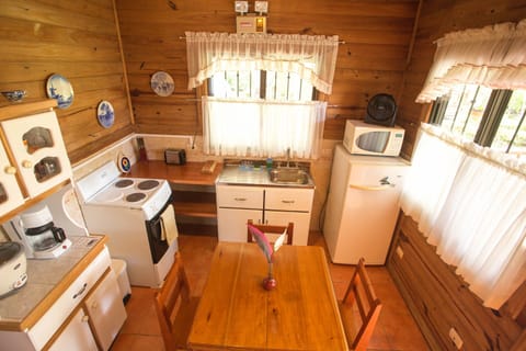 Deluxe Cabin, Terrace, Garden Area | Private kitchen | Fridge, microwave, oven, electric kettle