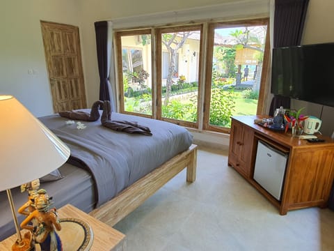 Garden Villas | Pillowtop beds, minibar, in-room safe, iron/ironing board