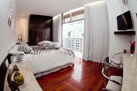 Suíte Nupcial | Minibar, soundproofing, bed sheets