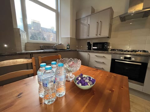 Classic Apartment | Desk, laptop workspace, iron/ironing board, free WiFi