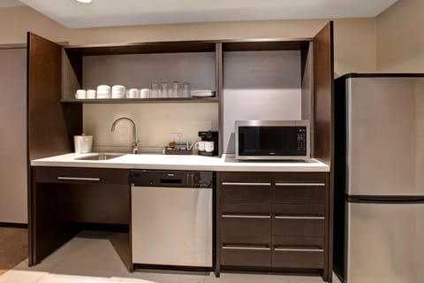 Suite, 1 King Bed, Accessible, Bathtub | Private kitchen | Full-size fridge, microwave, dishwasher, coffee/tea maker