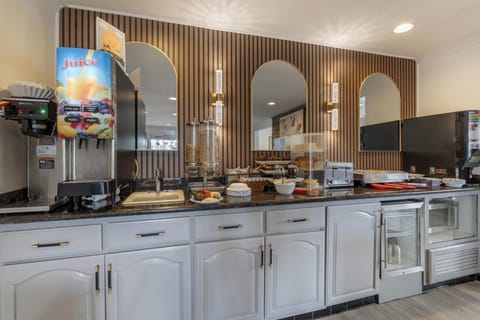 Free daily full breakfast