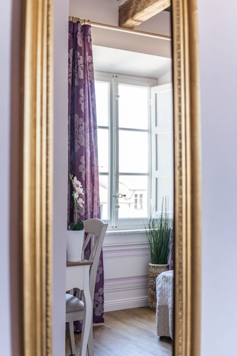 Deluxe Double Room, Mountain View (Camelia) | Minibar, in-room safe, individually decorated, individually furnished