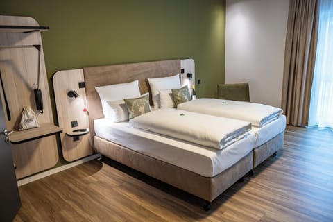 Standard Double Room | Hypo-allergenic bedding, desk, laptop workspace, blackout drapes