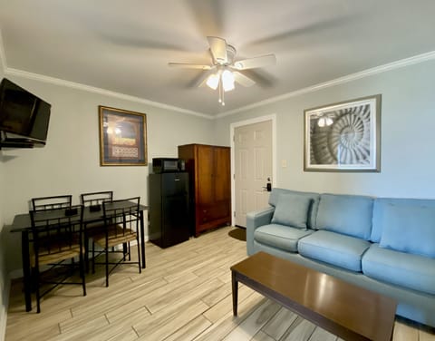 Condo, 1 Bedroom, Kitchenette (216) | Living area | Flat-screen TV