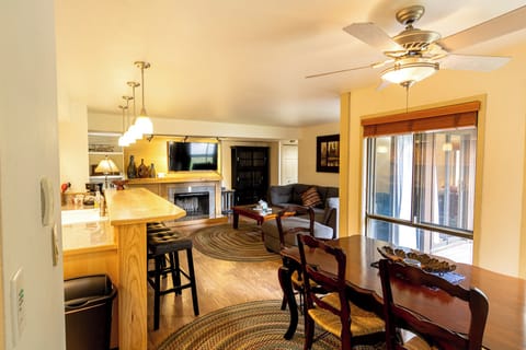 Apartment (2 Bedrooms) | Front of property