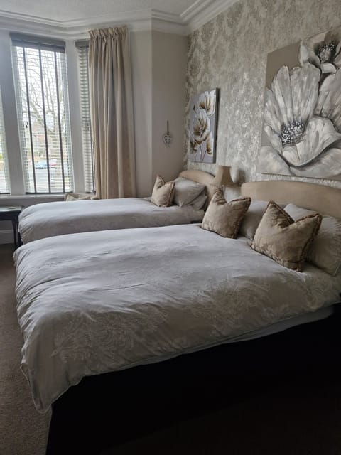 Standard Double or Twin Room, Ensuite