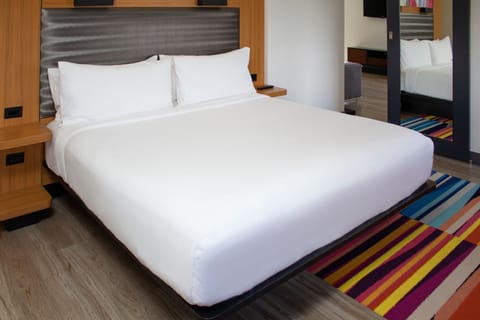 Suite, 1 Bedroom, Corner | Premium bedding, down comforters, in-room safe, desk