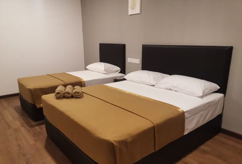 Deluxe Triple Room | Free WiFi, bed sheets