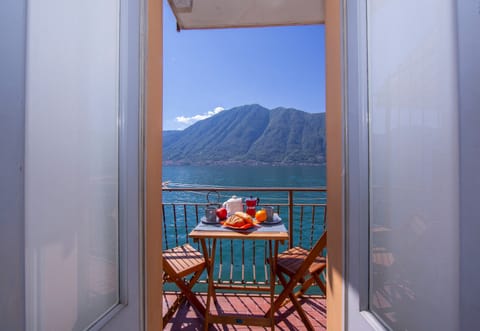 Honeymoon Studio, Mountain View, Lakeside (Colonno Fronte Lago) | Balcony