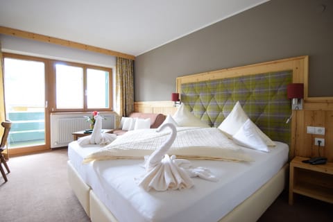 Superior Double Room | Select Comfort beds, in-room safe, free WiFi, bed sheets