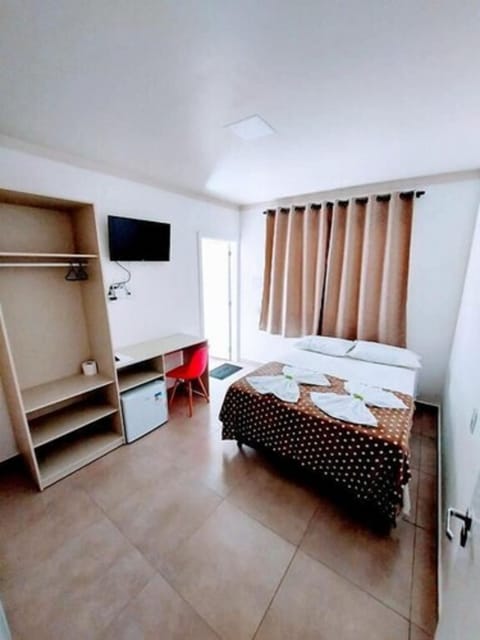 Standard Triple Room | Minibar, desk, free WiFi, bed sheets