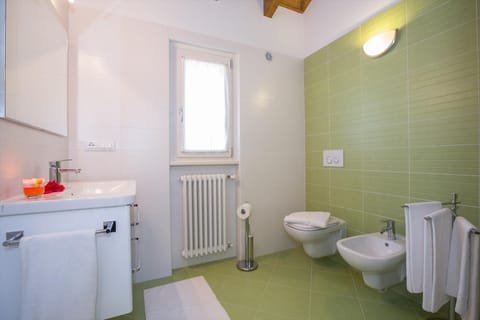 Family House, Multiple Bedrooms, 2 Bathrooms (Lenno Dolcelago) | Bathroom | Shower, rainfall showerhead, free toiletries, hair dryer