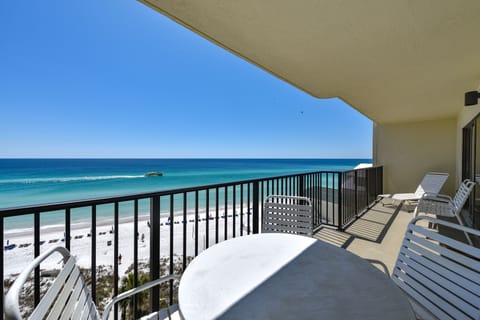 Condo, 2 Bedrooms, Balcony, Ocean View (707) | Balcony