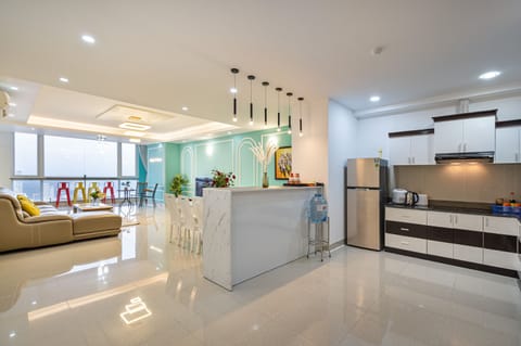 Signature Apartment, 3 Bedrooms, Sea View | Private kitchen | Stovetop, electric kettle, rice cooker, cookware/dishes/utensils