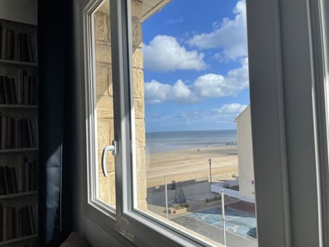 Family Room, Partial Sea View, Oceanfront | View from room