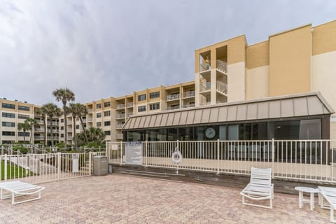 Condo, 1 Bedroom | Exterior