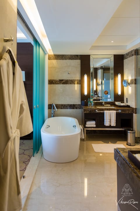 Presidential Suite, 1 King Bed, Non Smoking | Bathroom | Separate tub and shower, spring water tub, rainfall showerhead