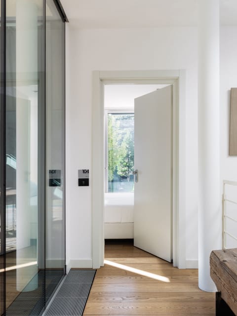 Studio Suite, Garden View | Premium bedding, blackout drapes, free WiFi, bed sheets